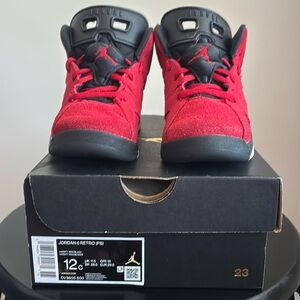 Kids Jordan 6 Retro Sneakers
